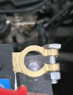 🔌Universal Battery Disconnect & Leak Protector