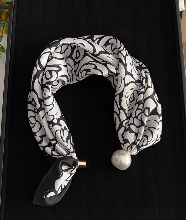 🔥HOT SALE🔥 Pearl Buckle Closure Printed Scarf
