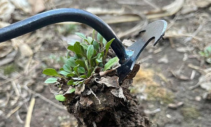 🌿 Deep-Grip Weed Puller – Fast Root Removal & Soil Cultivation