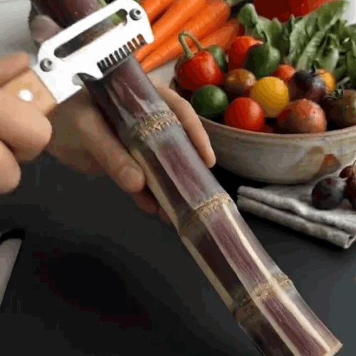 🔪  Multi-Use Stainless Peeler 3-in-1 🥕
