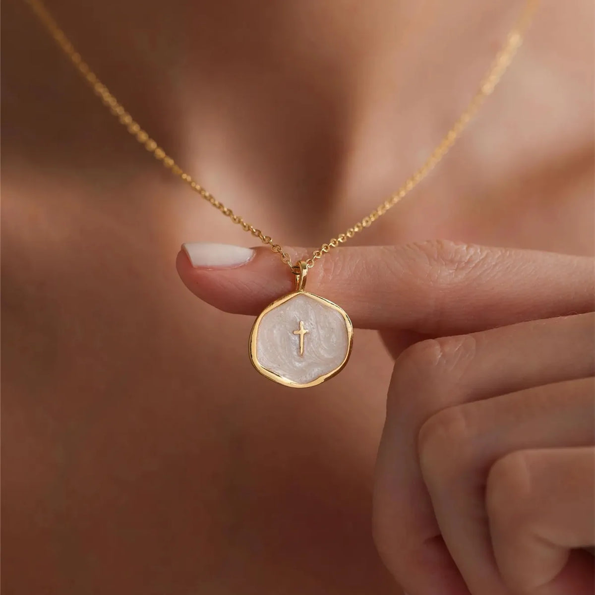 New Arrival✨The "Serene Faith" Vintage Oval Cross Necklace