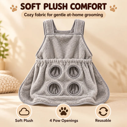 Cat Grooming Apron with Paw Openings – Hands-Free Cat Nail Trimming Holder for Easier At-Home Grooming