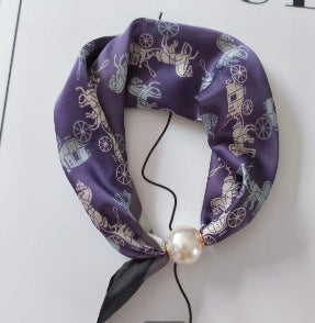 🧣 Effortless Glamour: Pop-On Pearl Necklace Scarf ✨