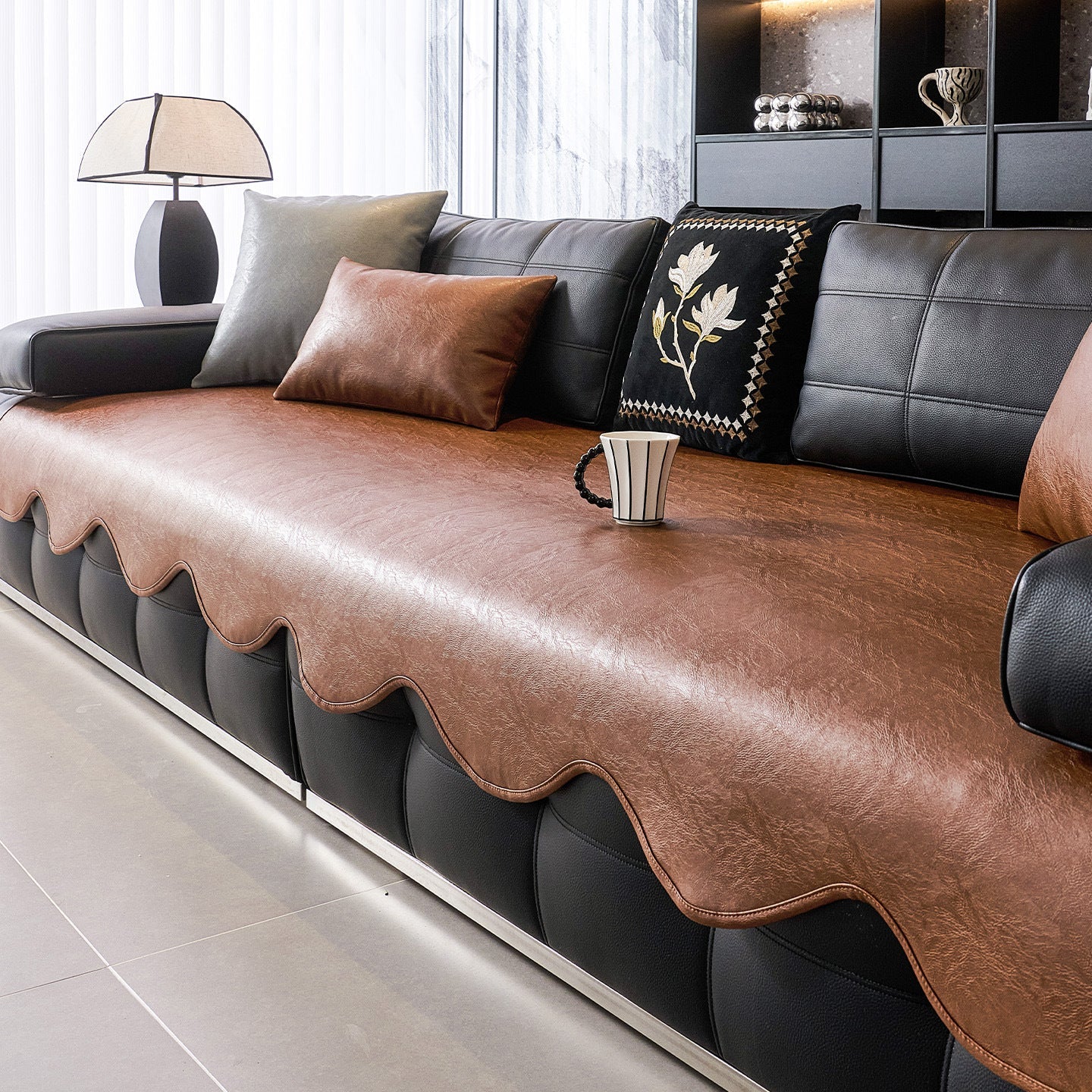 💎 Premium Sofa Seat Protector✨ Waterproof Faux Leather Cover for Everyday Protection