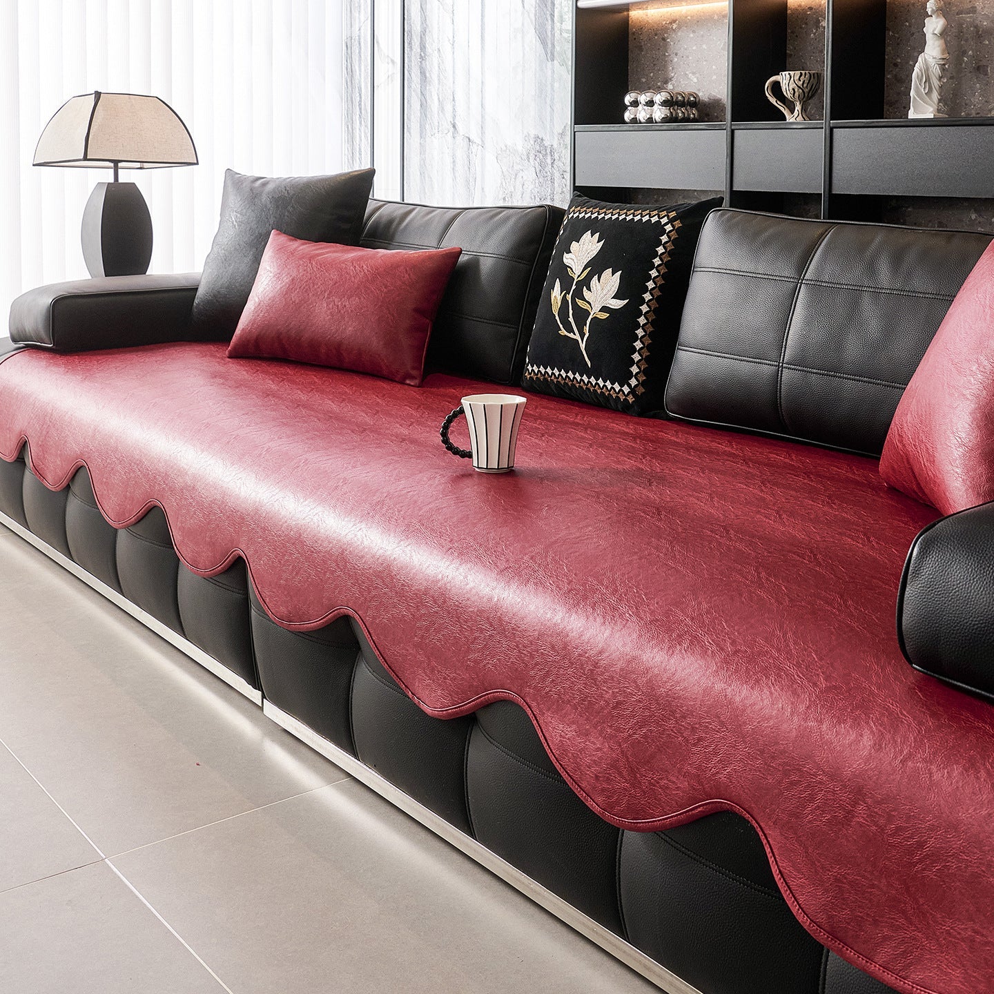 💎 Premium Sofa Seat Protector✨ Waterproof Faux Leather Cover for Everyday Protection