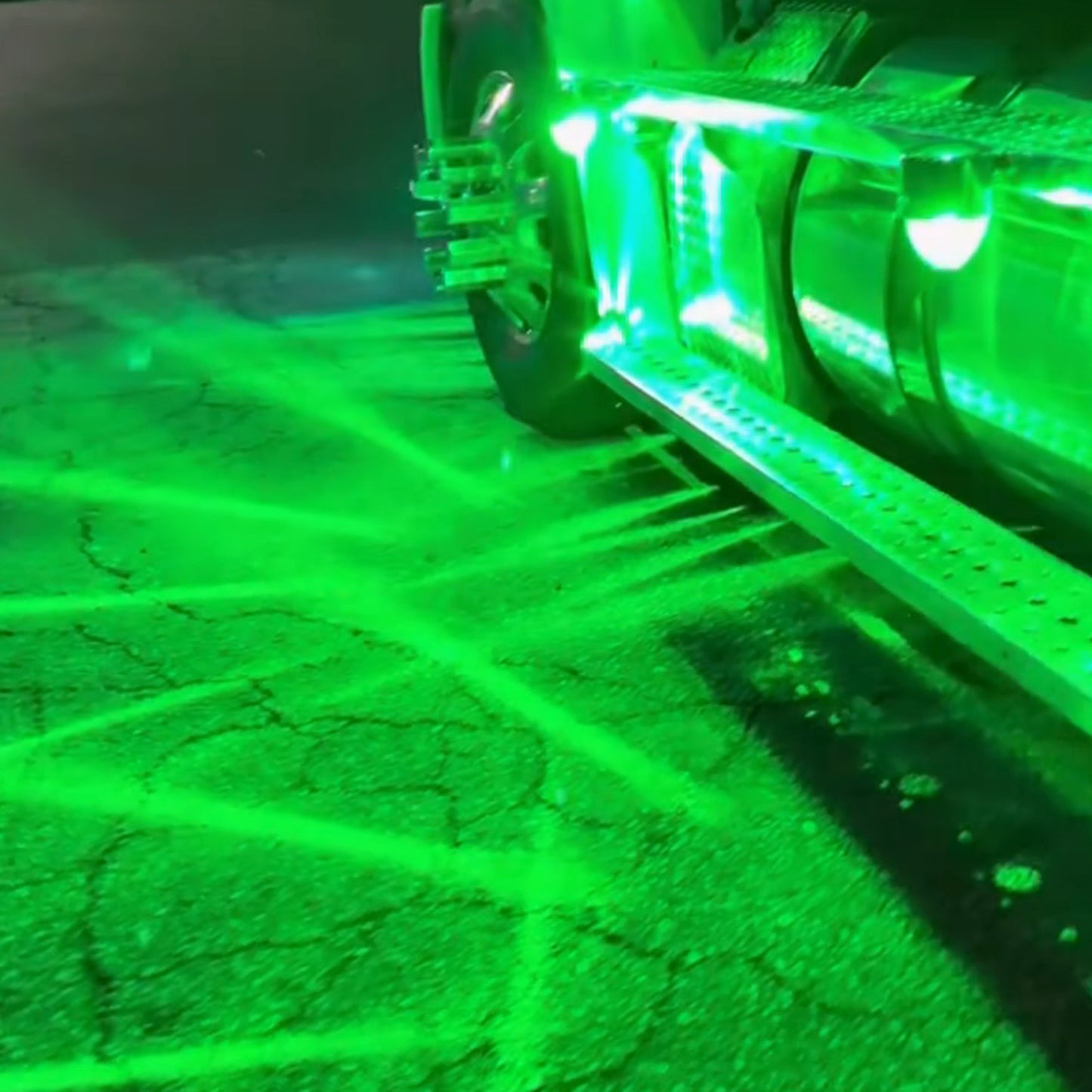 LED Watermelon Light Indicator Side Marker Signal Light Suitable For All Trucks, Trailers, Construction Vehicles, Pickup Trucks, Off-Road Vehicles, Etc.