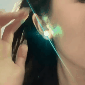 💎✨Light-Up LED Stud Earrings – Dazzling Glow for Parties & Festivals